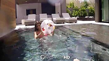 Michelle Martinez Gives Blowjob In Pool!