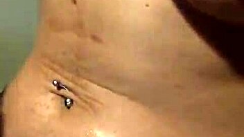 Latina with big ass intensely masturbates her sexy pussy in mature solo session.