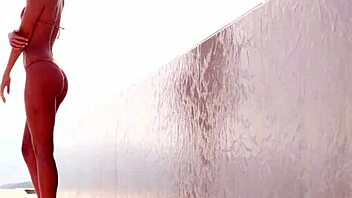 Melena maria rya gostosa pelada having sex