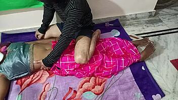 Vroče analno jebanje riti ob kaminu v najnovejši posodobitvi!