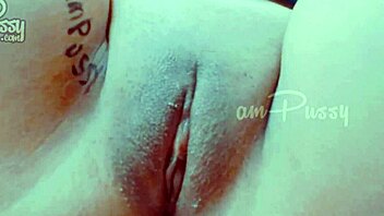 Closeup Amateur Shaved Pussy Fingering And Rubbing Solo