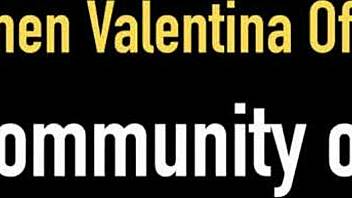 Samantha Rone's Bisexual Lesbian Encounter Featuring Big Clit And Natural Tits