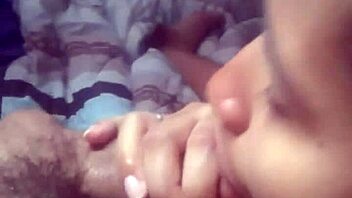 super petite de mi esposa que rico chupa verga esta morena mira el final 😍