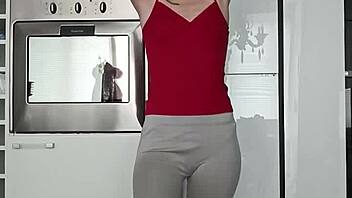 short training routine at the gym with leggings