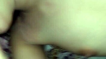 Hey, meet this asian vietnamese teen in a casual chat. 😊