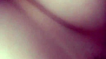 Hey, meet this asian vietnamese teen in a casual chat. 😊