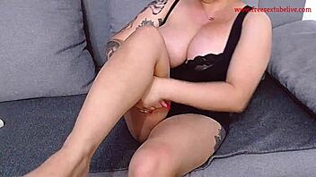 Spicy Sharon Feet Fetish: Homemade Teen 18+ Fun?