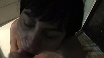 i love licking that milf's pussy during a golden shower and sucking her to a cumshot