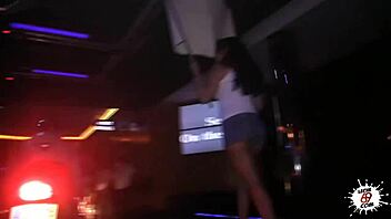 isn't this public sex party with latinas amazing?