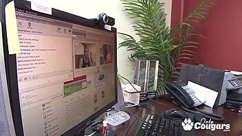 vanessa naughty fills pretty pussy with cock in reality