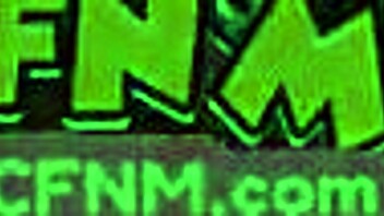 Uh, ta CFNM femdom punca divje deepthroata in trese tiča!