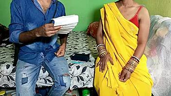 Bhabhi fucks postman while husband is in army.