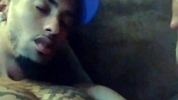 i masturbate with tattoo, feeling so arrogantt