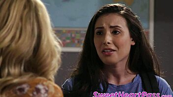 18yo Lesbian Casey Calvert Penetrated with Strapon