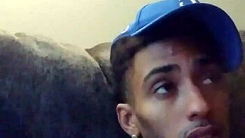 i masturbate with tattoo, feeling so arrogantt