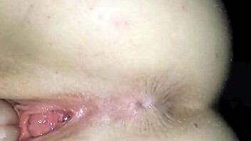 Fresh-faced dancer with slippery voluptuous folds enjoys penetrative pleasure