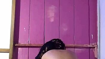 fucking the hot mature after her shower change