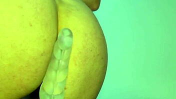 ass bouncing closeup dildo orgasm