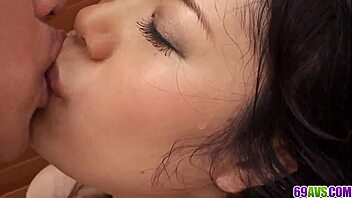 yukari lets a guy pound her hard and splash jizz on her face at 69avs.