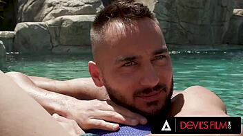 i am teen cutie liz jordan getting lesbian creampie from devils film