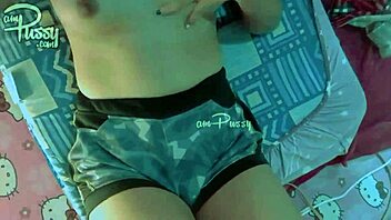 Fingers Carrot Vibrator Homemade - Close Up Asian Solo