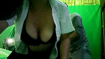 Watch the authentic video of the provocative stepmom who relishes the thrill of intimacy with her stepson at no cost on xvideos.com