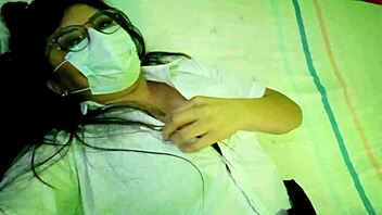 婆婆和继子享受真实乱伦性爱