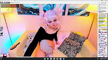 Cosplay hentai pet in anime costume invites you to play