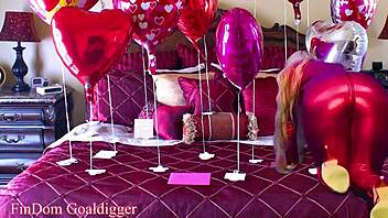 Smelly dirty shoes valentines fuck with latex domination