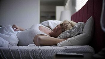 Serene siren fingers laney grey's pussy.