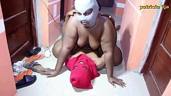 Bbw Patricia Fucked Raw in Corridor with Deepthroat