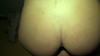 Izgubljena Špankinja Macarena Lewis nagačena v garaži POV slog 🔥