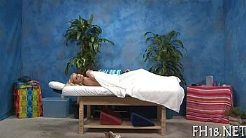 Enjoy a relaxing fleshly massage session