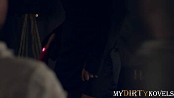 Mary Frost Masturbates With Vibrator