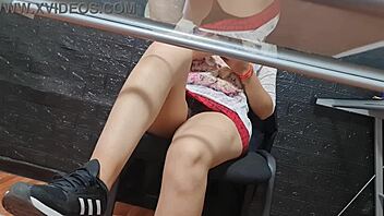 camara espia a universitaria argentina nataly vino al trabajo sin bragas