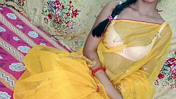 Indian newlywed wife enjoys honeymoon with husband in hot homemade blowjob video