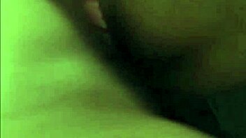 eu fodendo o magrinho passivo em uma sessao de sexo gay amador intenso