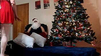 Lexie Bell Blows Santa In A Sexy Fetish Scene