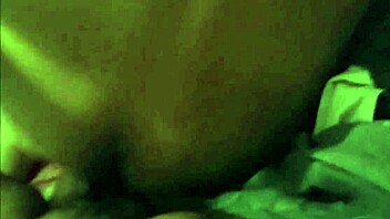 eu fodendo o magrinho passivo em uma sessao de sexo gay amador intenso