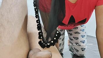 outdoor hindi girlfriend gets pussy pounded by boyfriend, so hot! 🔥