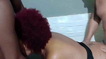 she discovered the betrayal and unleashed her pussy at the barbecue party 😈