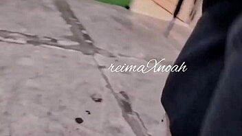 is this pinay quickie in parking lot risky enough for you?