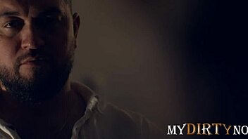 Mary Frost Masturbates With Vibrator