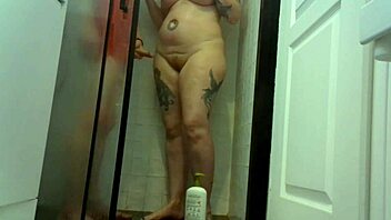 Parisian bathroom encounter with busty mature woman and well-ended stud
