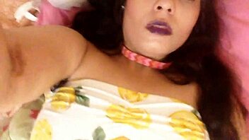 Curvy ginger MILF Paris gets a sensual massage from a porn star