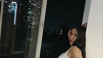 Intenso Cuarteto Bisexual En La Sala