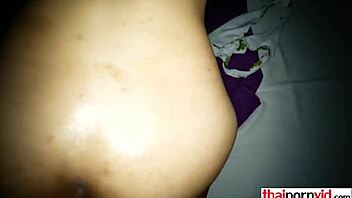 Amateur Thai milf gets wild with pink vibrator massage