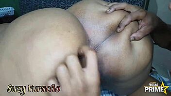 Esposa trai marido com novinho de pau grande na bunda