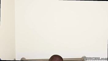 I explore male toes in gay sex movie