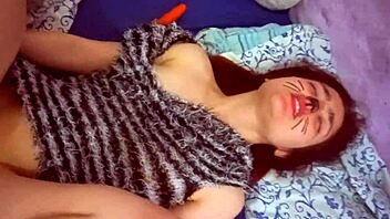 Best Friend Dances Then Fucks In Bed